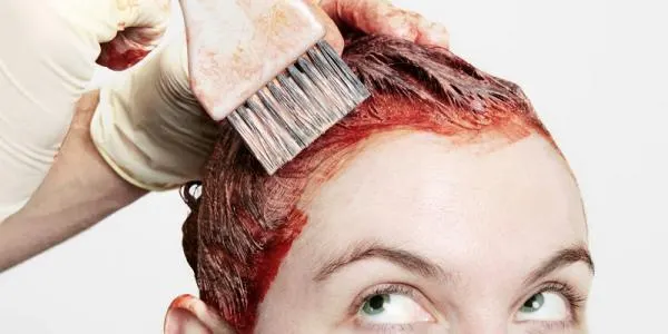 rambut rusak diwarnai